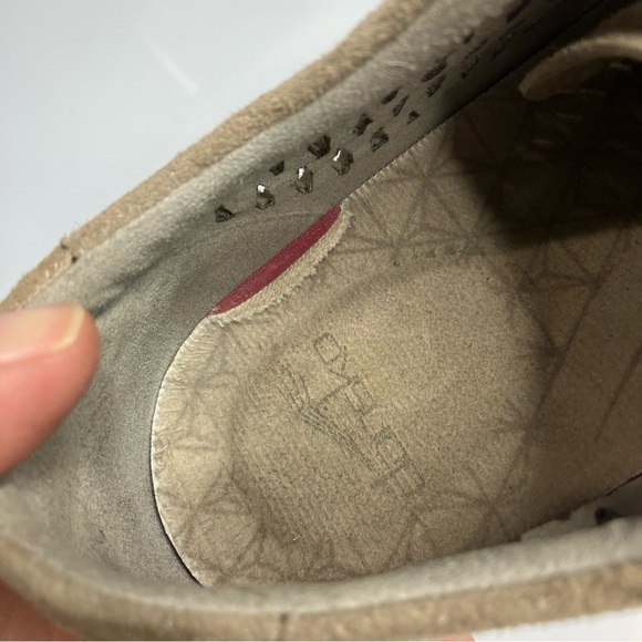 Dansko Charlie perforated suede sneakers size 40 - Picture 10 of 11